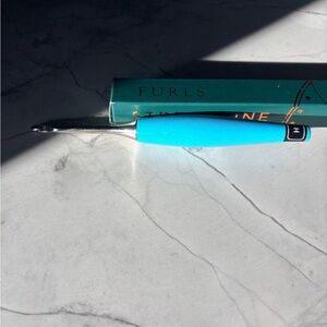 Furls Odyssey Hook Size H Turquoise